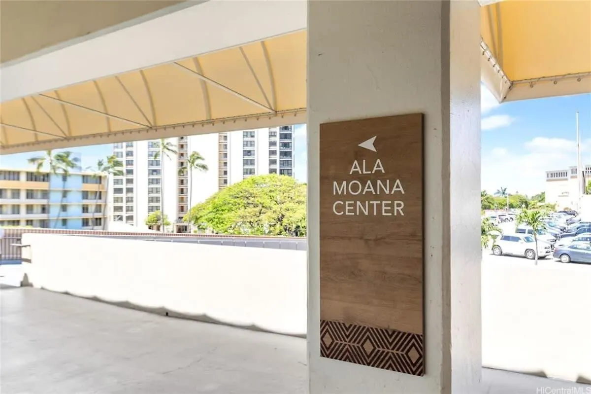 Beautiful Studio At Ala Moana 1330 Honolulu